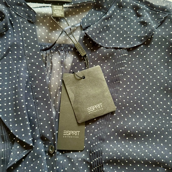NWT Sheer Esprit Button Top - Picture 4 of 5